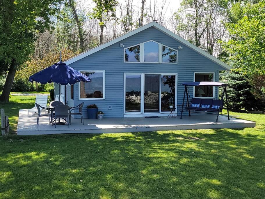 Cozy Cottage On Green Bay Extérieur photo