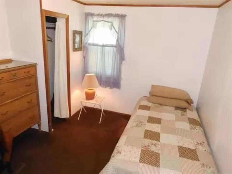 Cozy Cottage On Green Bay Extérieur photo